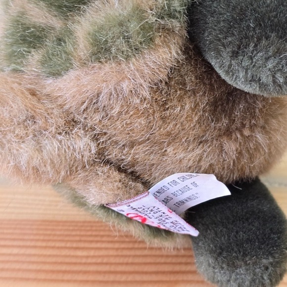 Vintage GUND Whiz Turtle Plush Green Holding Flowers Stuffed Animal 1980s - Picture 8 of 11